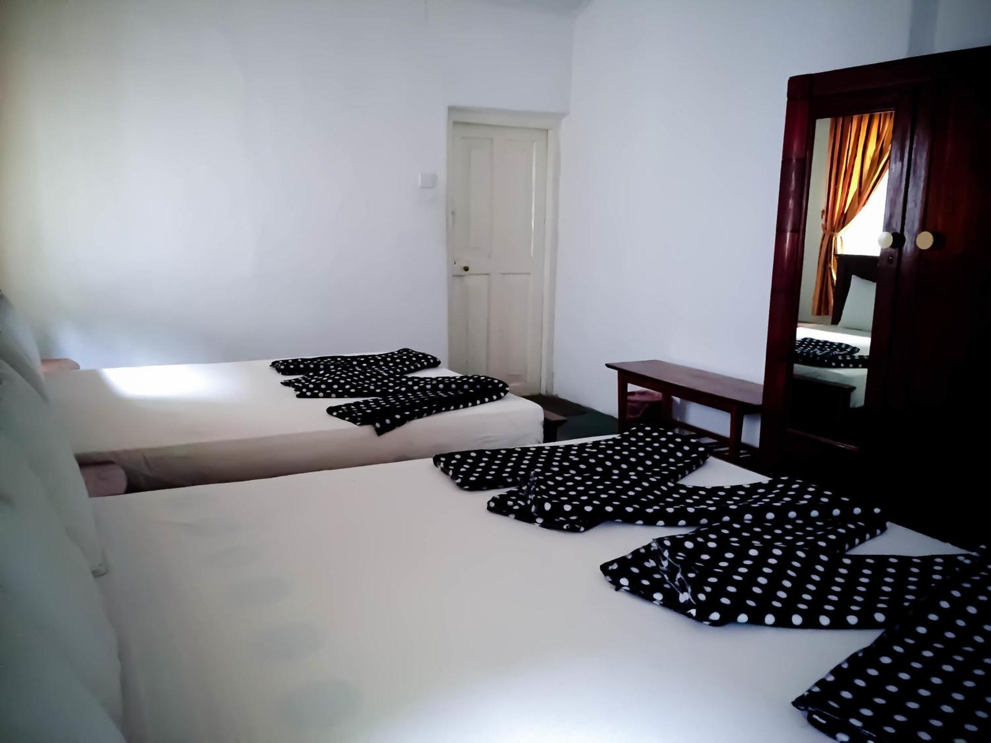 Surrey Bird Sanctuary & Holiday Resort Welimada Rom bilde